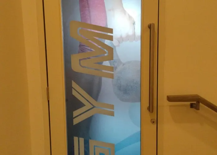 1 Bedroom Mckinley West Taguig *
