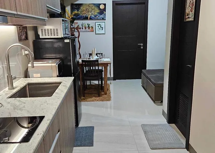 1 Bedroom Mckinley West Taguig