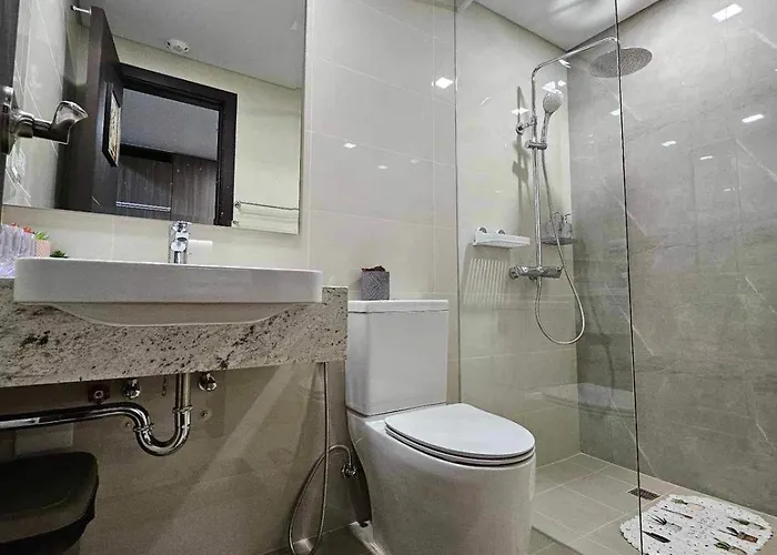 1 Bedroom Mckinley West Taguig Apartment *