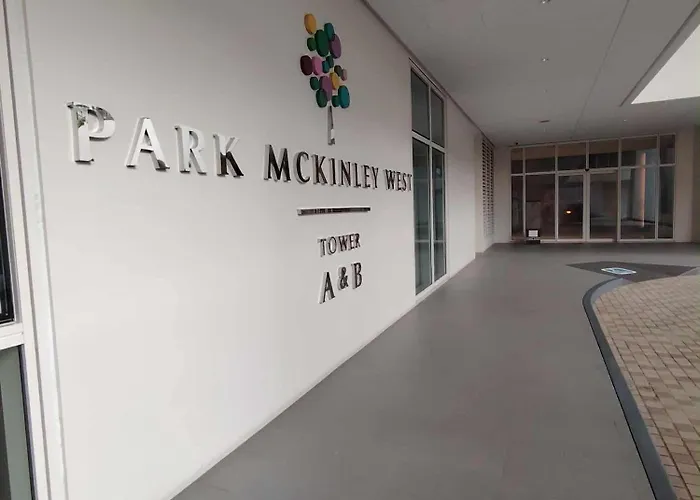 Apartment 1 Bedroom Mckinley West Taguig Manila